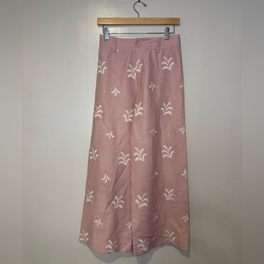 Elie Elie Tahari Pink Linen White Embroidery Pattern Gaucho Ankle Pants